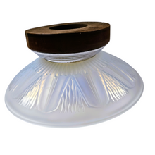 Load image into Gallery viewer, Edmond Etling (attribué à), Coupe Art déco en verre opalescent, socle en métal chromé et palissandre, années 1925-1930