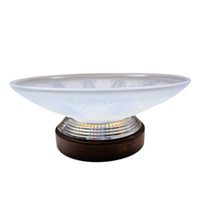 Load image into Gallery viewer, Edmond Etling (attribué à), Coupe Art déco en verre opalescent, socle en métal chromé et palissandre, années 1925-1930