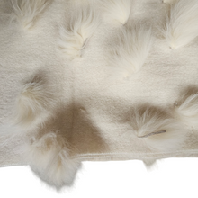 Afbeelding in Gallery-weergave laden, Etole vintage en laine et fourrure blanc cassé, années 1990