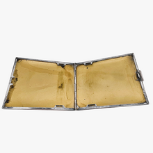 Charger l'image dans la galerie, Kraftalpacca, Etui à cigarettes Art déco en alpacca plaqué argent guilloché à motifs géométriques, années 1930