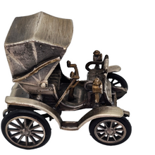 Load image into Gallery viewer, Fiat 3 1/2 HP de 1899 en étain