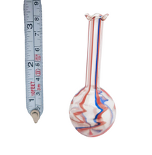 Charger l'image dans la galerie, Fiole à parfum en verre soufflé de Murano à filets rouges, blancs et bleus, vers 1880-1900 Le Charme des Violettes - Brocante en ligne
