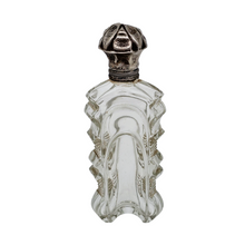 Load image into Gallery viewer, Flacon ancien à sels ou à parfum en verre moulé et monture en métal argenté, vers 1890/1910 Le Charme des Violettes - Brocante en ligne
