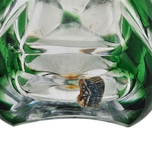 Afbeelding in Gallery-weergave laden, Flacon à parfum Art nouveau en cristal clair et vert, monture argent, France, vers 1900 Le Charme des Violettes - Brocante en ligne