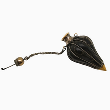 Load image into Gallery viewer, Edwardian perfume bottle in buffalo horn and chiseled brass, late 19th century.