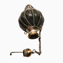 Load image into Gallery viewer, Edwardian perfume bottle in buffalo horn and chiseled brass, late 19th century.