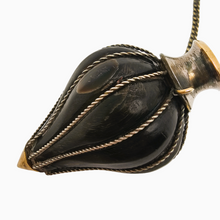 Load image into Gallery viewer, Edwardian perfume bottle in buffalo horn and chiseled brass, late 19th century.