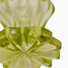 Afbeelding in Gallery-weergave laden, Flacon à parfum en verre urane ou ouraline, vers 1900