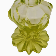 Afbeelding in Gallery-weergave laden, Flacon à parfum en verre urane ou ouraline, vers 1900