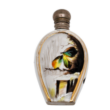 Load image into Gallery viewer, Flacon à parfum ou à sels en porcelaine peinte à la main, vers 1880-1910 Le Charme des Violettes - Brocante en ligne