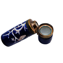 Charger l'image dans la galerie, Flacon en porcelaine peinte à la main au décor japonisant, fin XIXè - début XXè Le Charme des Violettes - Brocante en ligne