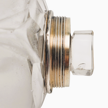 Charger l'image dans la galerie, Flacon de toilette anglais en cristal taillé et argent vermeil – Londres, 1886 Le Charme des Violettes - Brocante en ligne