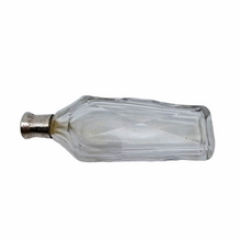 Load image into Gallery viewer, Victorian salt bottles in cut crystal, late 19th century