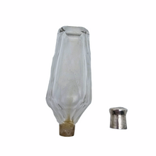 Load image into Gallery viewer, Victorian salt bottles in cut crystal, late 19th century