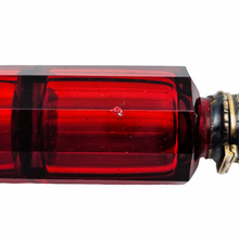 Load image into Gallery viewer, Victorian double perfume bottle in ruby red cut crystal and chiseled silver-gilt, 1880-1890