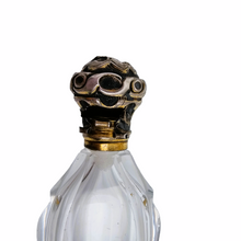 Load image into Gallery viewer, Victorian salt bottles in cut crystal, late 19th century