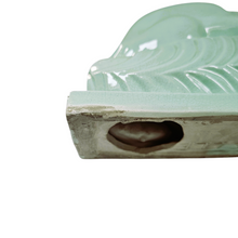 Charger l'image dans la galerie, Fontinelle Louis, Renard Art déco en céramique craquelée vert céladon signé, années 1920-30