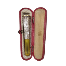 Load image into Gallery viewer, Paris, Eiffel Tower. Art Deco cigarette holder