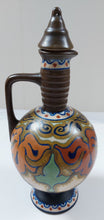 Load image into Gallery viewer, Gouda décor Beek. Carafe Art déco en céramique, années 1920 Le charme des violettes - Brocante en ligne