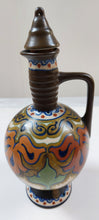 Load image into Gallery viewer, Gouda décor Beek. Carafe Art déco en céramique, années 1920 Le charme des violettes - Brocante en ligne