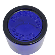 Afbeelding in Gallery-weergave laden, Guerlain, Pot à crème en verre bleu cobalt et couvercle en aluminium gravé, années 1930-1950