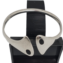 Load image into Gallery viewer, Hans Hansen. Scandinavian modernist bracelet in sterling silver