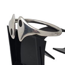 Load image into Gallery viewer, Hans Hansen. Scandinavian modernist bracelet in sterling silver