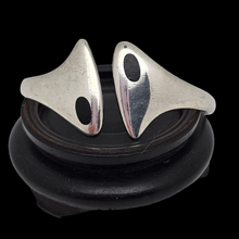 Load image into Gallery viewer, Hans Hansen. Scandinavian modernist bracelet in sterling silver