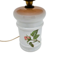 Load image into Gallery viewer, Lampe vintage en porcelaine à la rose, années 1950-1960