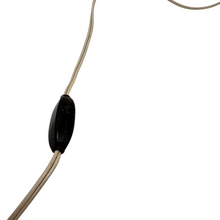 Load image into Gallery viewer, Lampe vintage en porcelaine à la rose, années 1950-1960