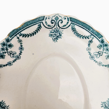 Load image into Gallery viewer, Berkeley Losol Ware Keeling and Co Burslem, Plat ovale en porcelaine anglaise au décor Evesham vert et blanc, années 1920