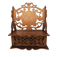 Charger l'image dans la galerie, Petit lutrin en bois découpé avec tiroir, fin XIXᵉ / début XXᵉ Le Charme des Violettes - Brocante en ligne