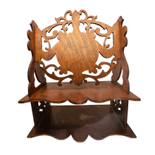 Charger l'image dans la galerie, Petit lutrin en bois découpé avec tiroir, fin XIXᵉ / début XXᵉ Le Charme des Violettes - Brocante en ligne