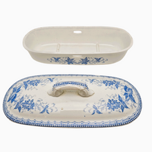 Load image into Gallery viewer, Maastricht, Ceramic Society. Earthenware comb box, circa 1900