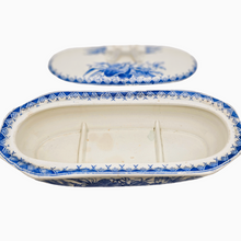 Load image into Gallery viewer, Maastricht, Ceramic Society. Earthenware comb box, circa 1900