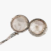 Afbeelding in Gallery-weergave laden, Art Deco fotohoudermedaillon in 800 niello zilver, jaren 20-30