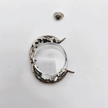 Afbeelding in Gallery-weergave laden, Zilveren Art Nouveau fotohoudermedaillon, jaren 1900
