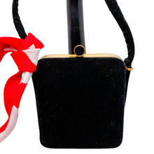 Afbeelding in Gallery-weergave laden, Petit sac de soirée vintage en velours noir, années 1950-1960