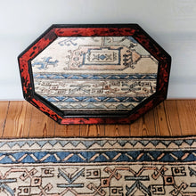 Load image into Gallery viewer, Grand miroir octogonal en bois noirci et écaille de tortue véritable, fin XIXè - début XXè Le Charme des Violettes - Brocante en ligne