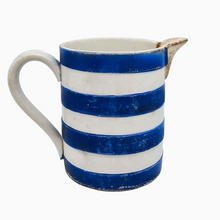 Charger l'image dans la galerie, Nimy, Pot à lait en faïence rayé bleu et blanc, époque 1920-1951