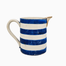 Charger l'image dans la galerie, Nimy, Pot à lait en faïence rayé bleu et blanc, époque 1920-1951