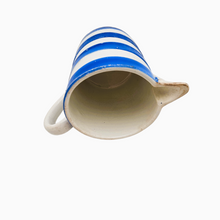 Charger l'image dans la galerie, Nimy, Pot à lait en faïence rayé bleu et blanc, époque 1920-1951