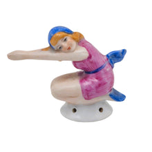 Load image into Gallery viewer, Pare-gouttes en porcelaine – Baigneuse Art déco vers 1930 Le Charme des Violettes - Brocante en ligne