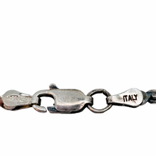 Afbeelding in Gallery-weergave laden, Vintage hanger in 925 zilver bezet met barnsteen en zijn zilveren ketting