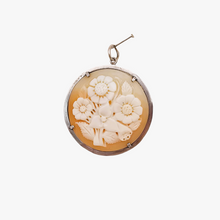Afbeelding in Gallery-weergave laden, Pendentif Camée coquillage rond cerclé d'argent 925, années 1920-1930