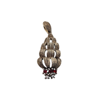 Afbeelding in Gallery-weergave laden, Pendentif en forme de voilier stylisé type galion en vermeil et chaîne en argent, années 1950-1960 Le Charme des Violettes - Brocante en ligne