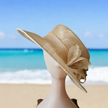 Afbeelding in Gallery-weergave laden, Solano, Chapeau-Capeline vintage en lin beige et fleurs en lin, années 1990