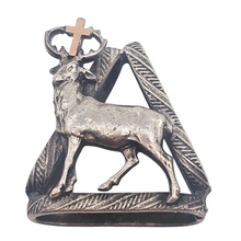 Afbeelding in Gallery-weergave laden, Pince à foulard vintage Saint Hubert et son cerf, années 1950-1970 Le Charme des Violettes - Brocante en ligne