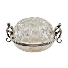 Load image into Gallery viewer, Pique-fleurs vase VMC Reims en verre moulé-pressé et métal argenté à angelots – France, vers 1930-1950 Le Charme des Violettes - Brocante en ligne