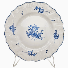 Load image into Gallery viewer, Boch La Louvière. Fine earthenware dish with white and blue floral decoration, 19th century